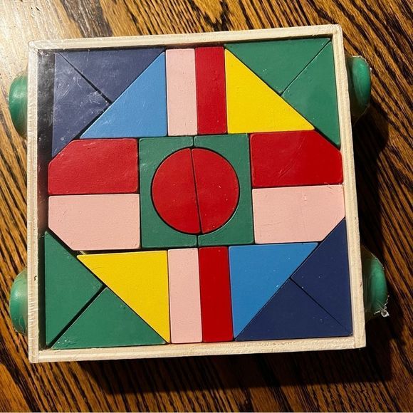 Building Blocks Learn & Play - Picture 1 of 2